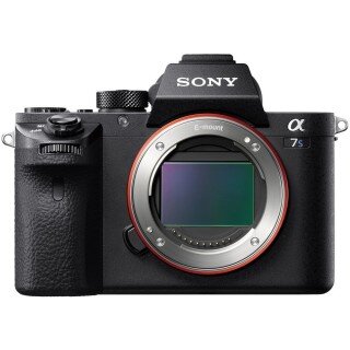 Sony A7S II (ILCE-7SM2) Aynasız Fotoğraf Makinesi kullananlar yorumlar